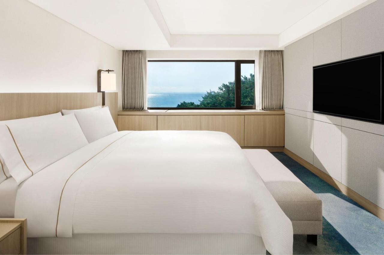 The Westin Josun Busan Exterior photo
