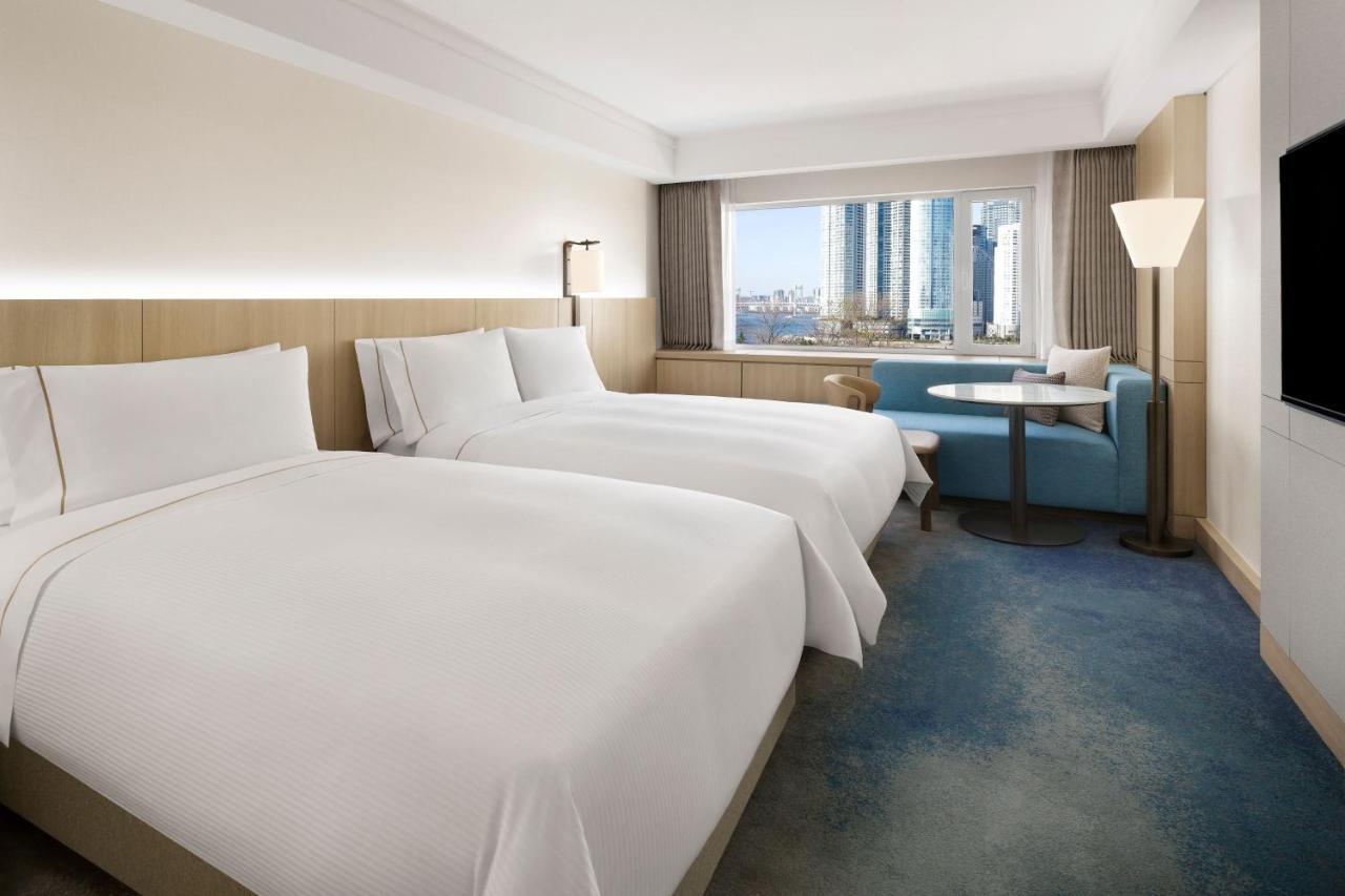 The Westin Josun Busan Exterior photo