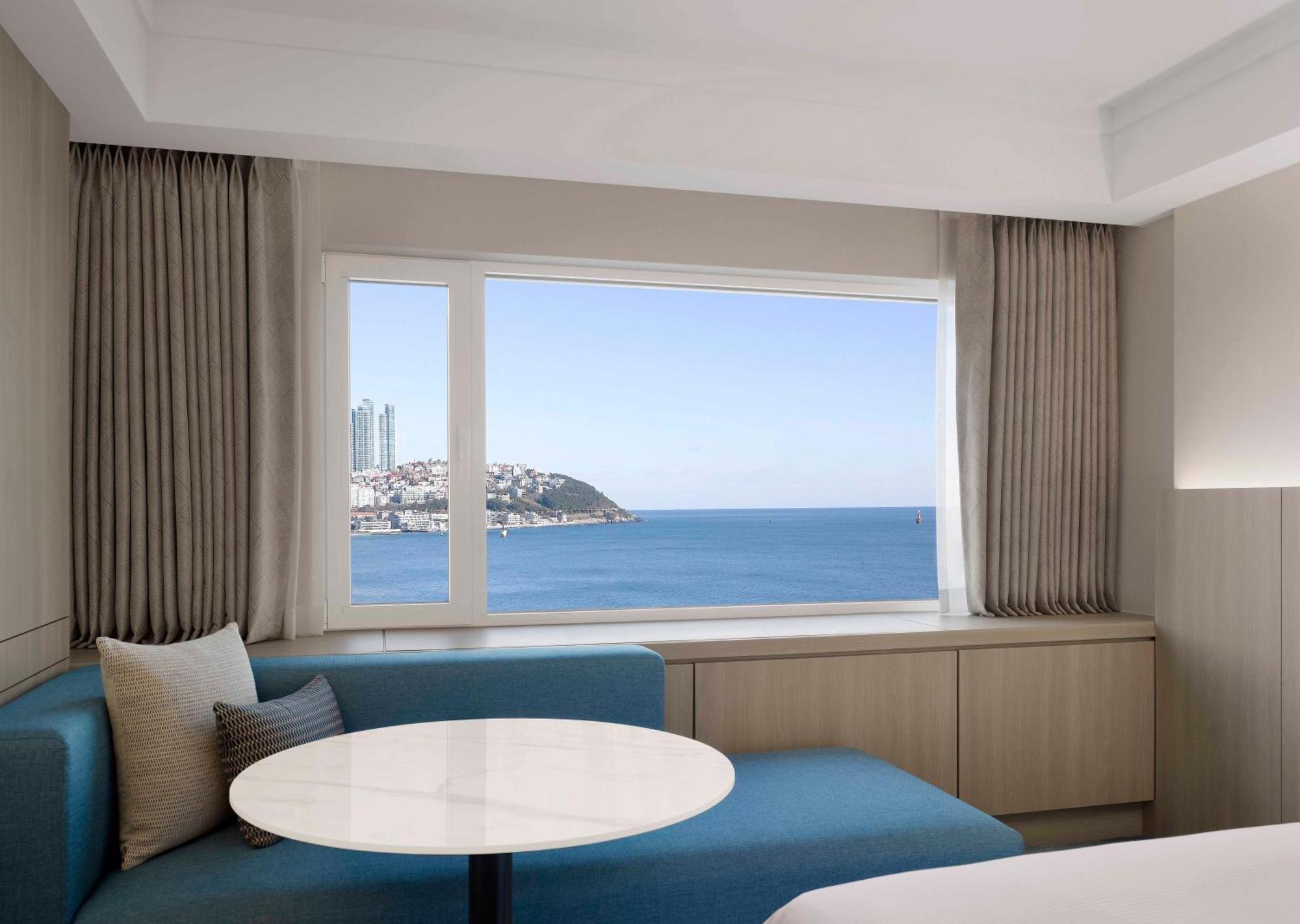The Westin Josun Busan Exterior photo