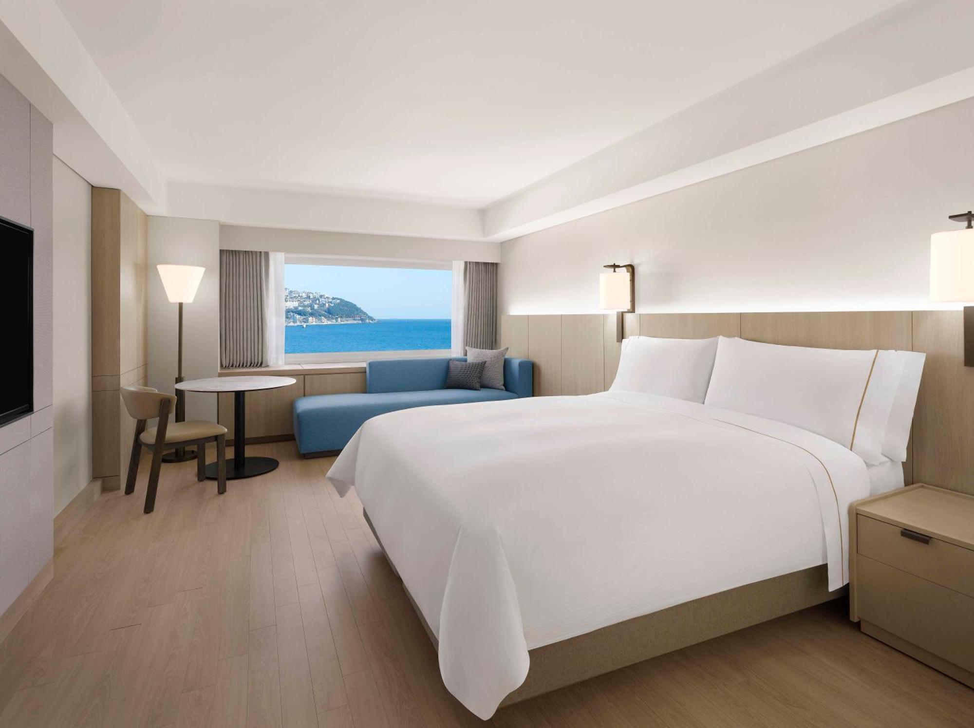 The Westin Josun Busan Exterior photo