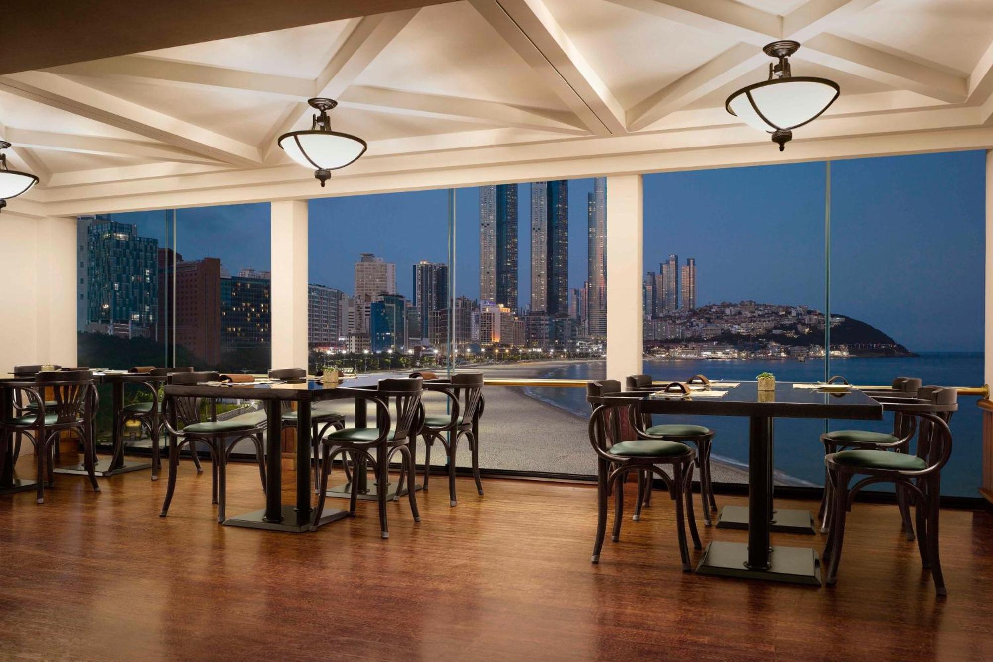 The Westin Josun Busan Exterior photo