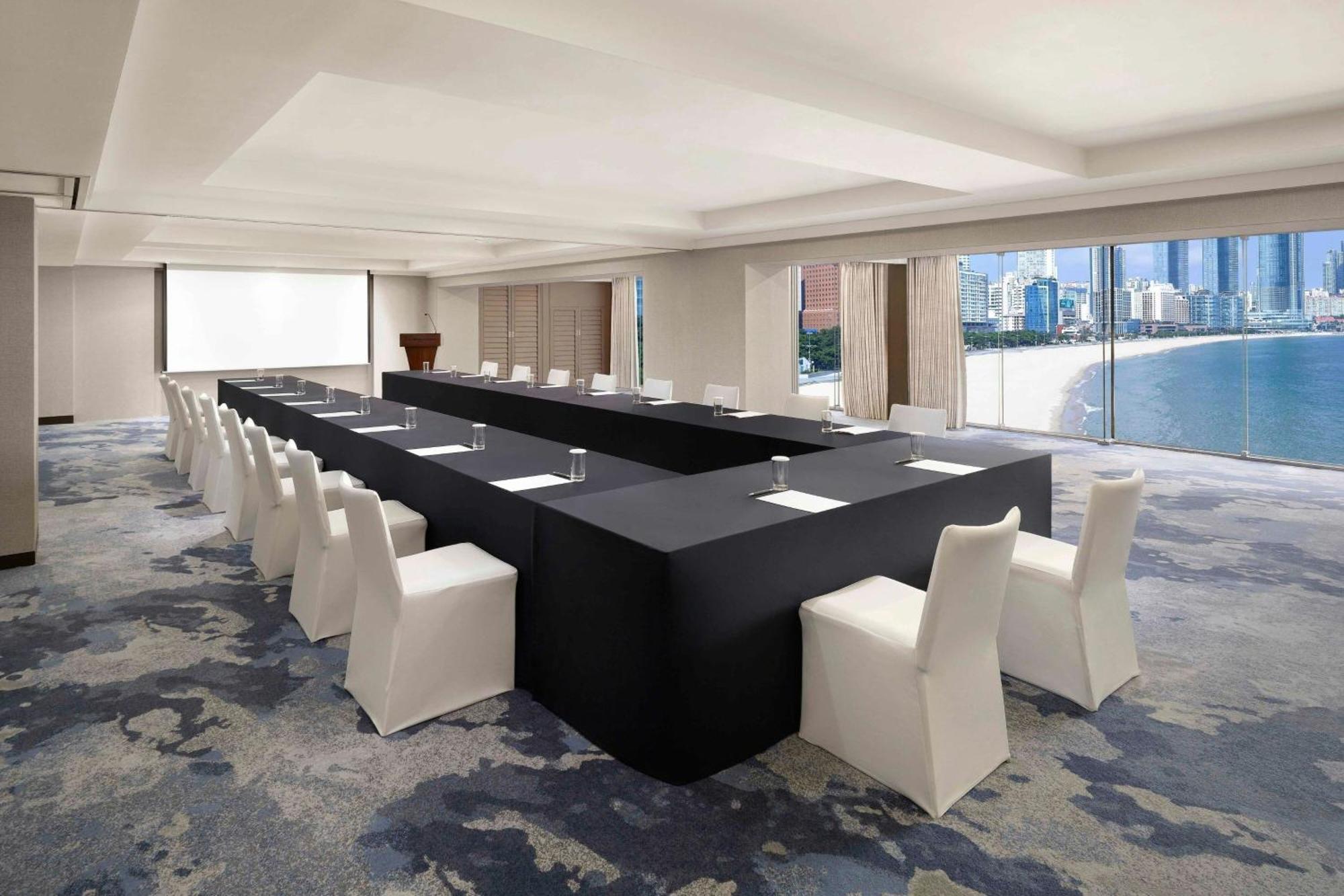 The Westin Josun Busan Exterior photo