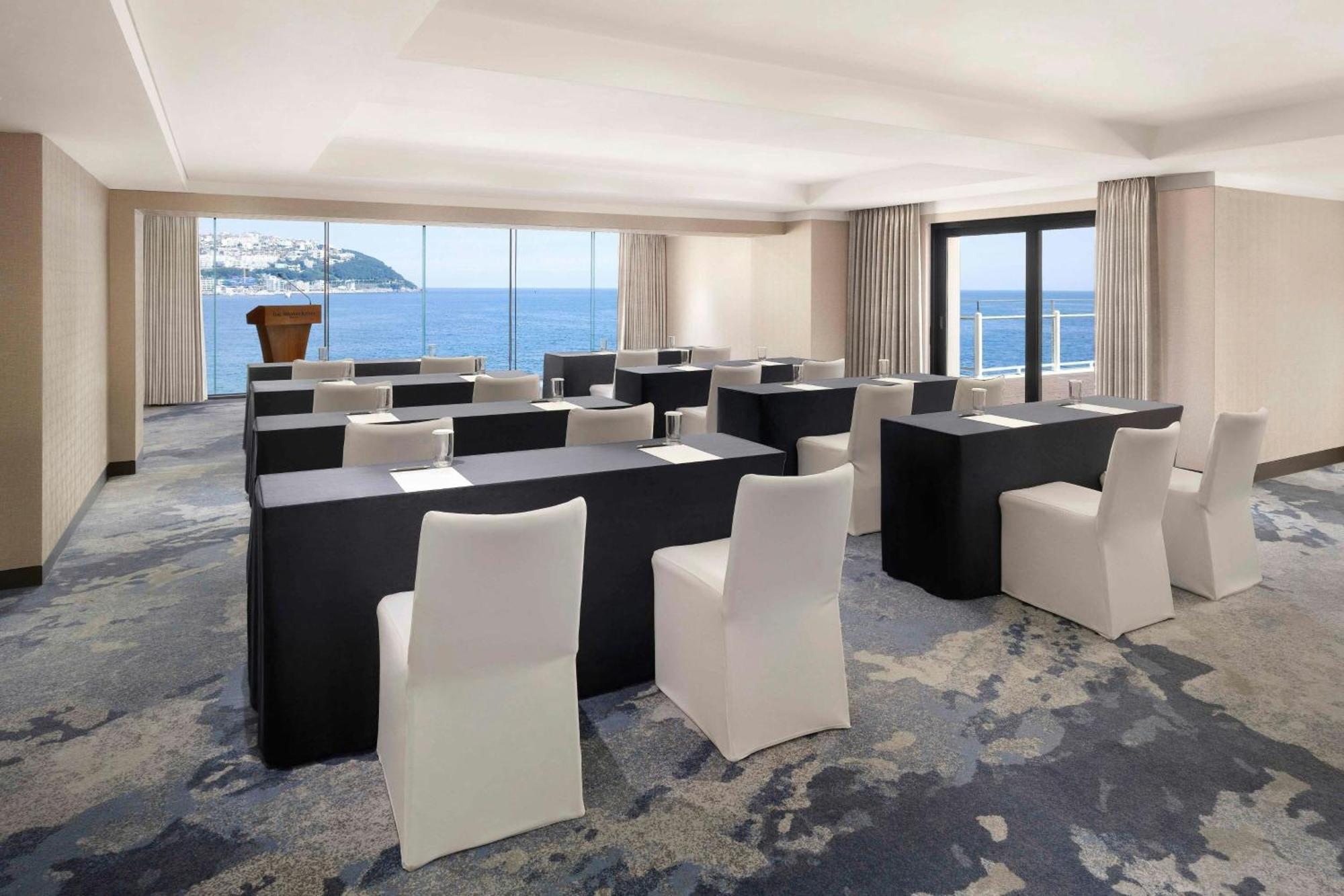 The Westin Josun Busan Exterior photo